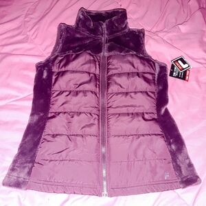 Fila fleece puffer vest NWT Small Maroon Burgundy
